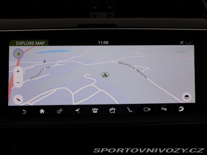 Jaguar XE 3,0 i 280kW LED. Panorama 2018