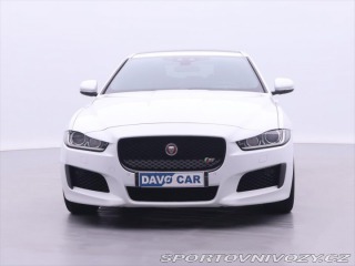 Jaguar XE 3,0 i 280kW LED. Panorama 2018