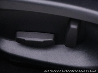 Jaguar XE 3,0 i 280kW LED. Panorama 2018