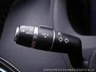Jaguar XE 3,0 i 280kW LED. Panorama 2018