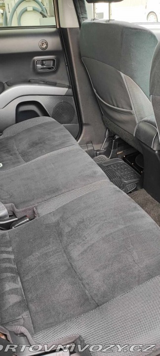 Mitsubishi Ostatní modely Outlander 2,0 DI-D, 4x4 2007