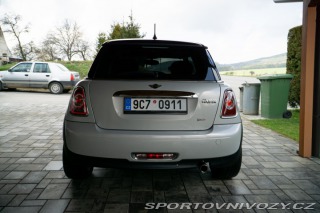 Mini Cooper  2010