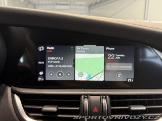 Alfa Romeo Giulia 2.0 Turbo 280k AT8 AWD  I 2025