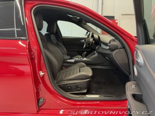 Alfa Romeo Giulia 2.0 Turbo 280k AT8 AWD  I 2025