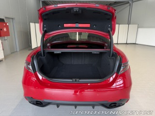 Alfa Romeo Giulia 2.0 Turbo 280k AT8 AWD  I 2025