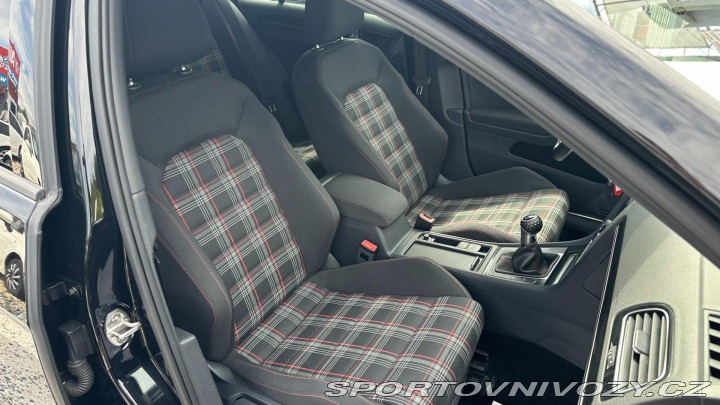 Volkswagen Golf 2.0TSI 162kW*GTI*Navi*Xen 2015