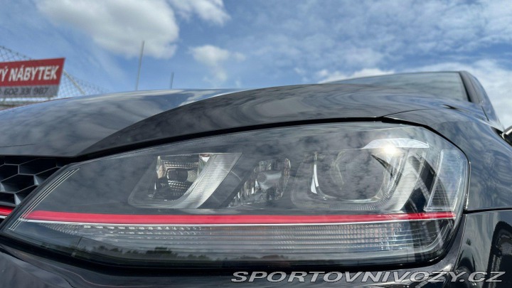 Volkswagen Golf 2.0TSI 162kW*GTI*Navi*Xen 2015