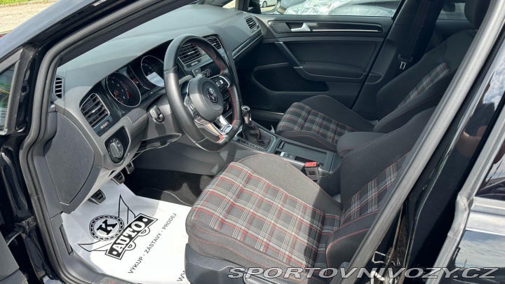 Volkswagen Golf 2.0TSI 162kW*GTI*Navi*Xen 2015
