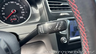 Volkswagen Golf 2.0TSI 162kW*GTI*Navi*Xen 2015
