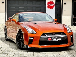 Nissan GT-R 