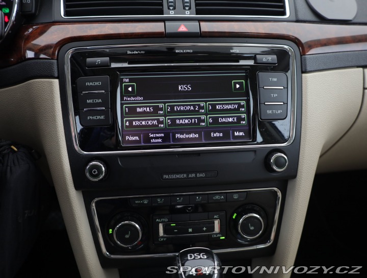 Škoda Superb 3.6 FSI V6 2012