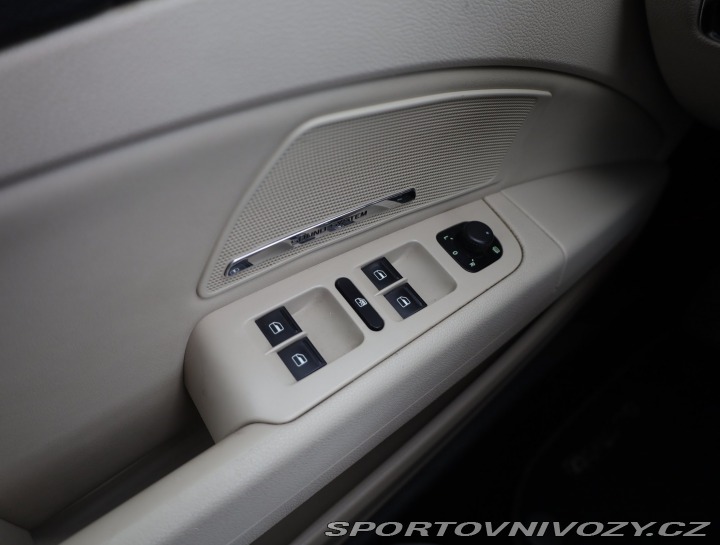 Škoda Superb 3.6 FSI V6 2012