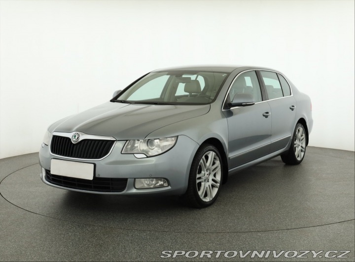 Škoda Superb 3.6 FSI V6 2012