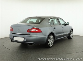 Škoda Superb 3.6 FSI V6 2012