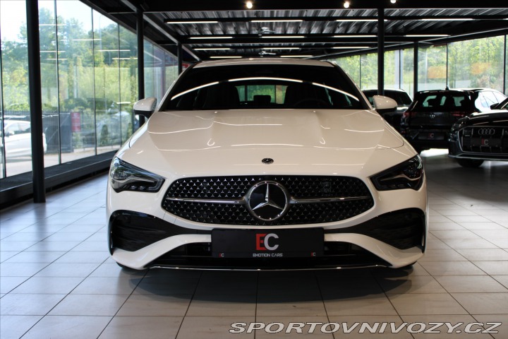 Mercedes-Benz CLA Shooting Brake AMG Line 2024