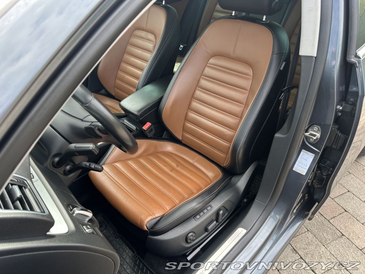 Volkswagen Ostatní modely Passat 3,6 V6 220kW DSG 4x4 HIGH 2011