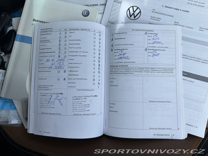 Volkswagen Ostatní modely Passat 3,6 V6 220kW DSG 4x4 HIGH 2011
