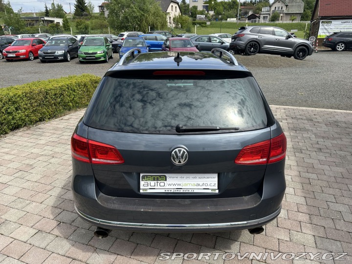 Volkswagen Ostatní modely Passat 3,6 V6 220kW DSG 4x4 HIGH 2011