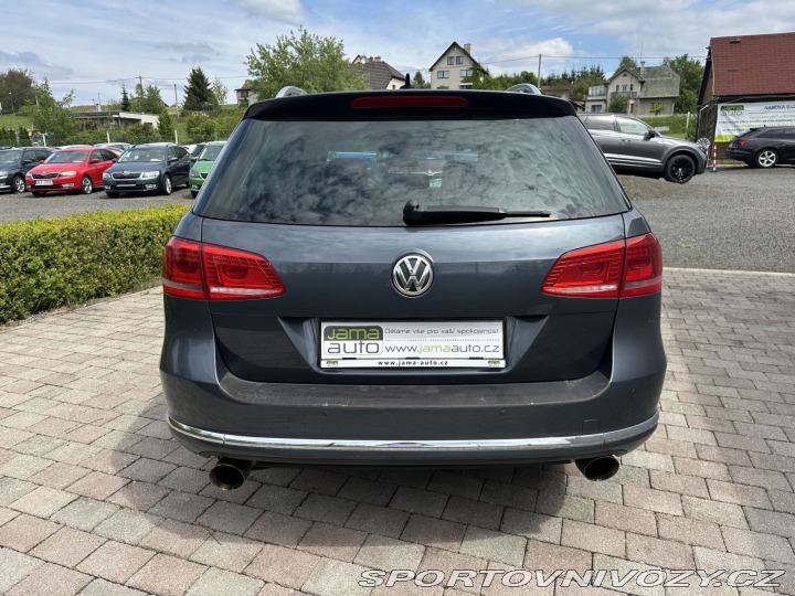 Volkswagen Ostatní modely Passat 3,6 V6 220kW DSG 4x4 HIGH 2011