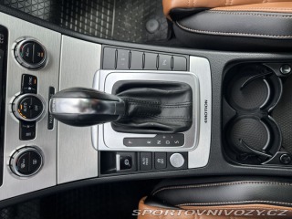 Volkswagen Ostatní modely Passat 3,6 V6 220kW DSG 4x4 HIGH 2011
