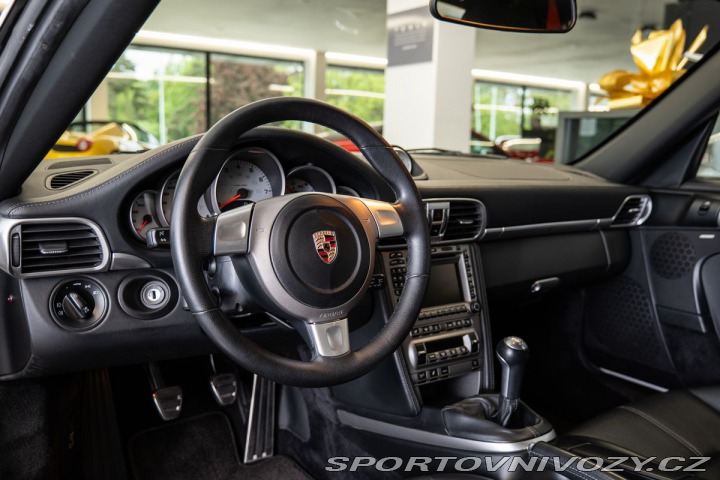 Porsche 911 Carrera 4S Coupe 2008