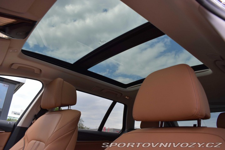 BMW 5 530d xDrive LUXURY*DPH*ČR 2023