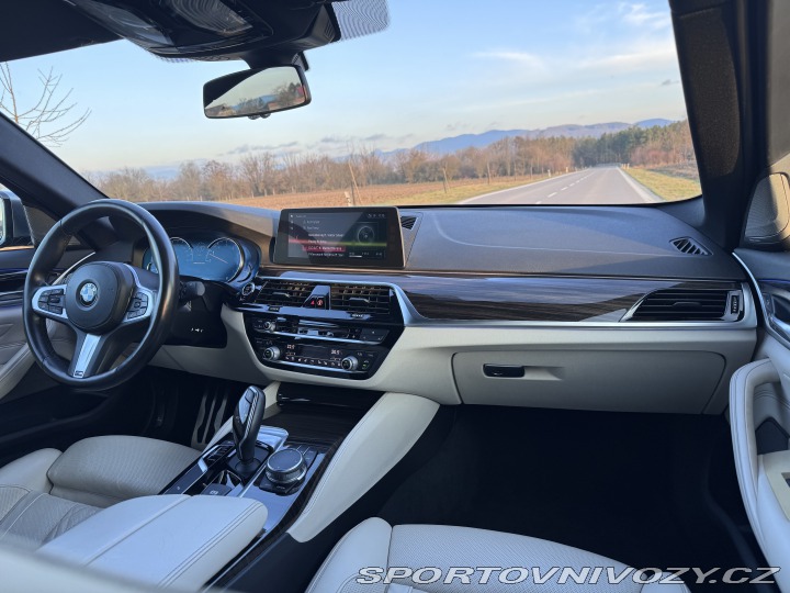 BMW 5 M550i xDrive 2017