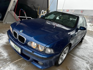 BMW M5 E39