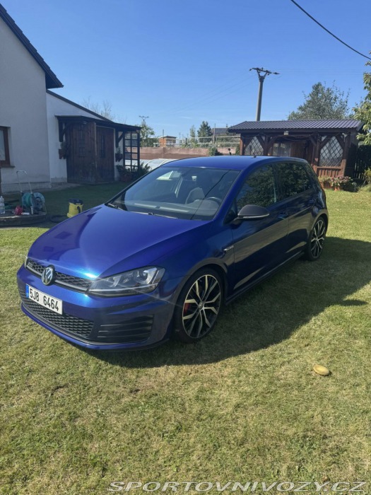 Volkswagen Golf VII 2.0 GTD