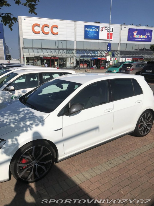 Volkswagen Golf VII 2.0 GTD 2016