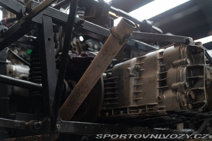Ostatní značky Ostatní modely FORMULA ALFA BOXER 1987