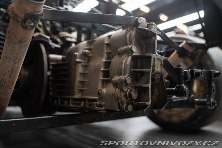 Ostatní značky Ostatní modely FORMULA ALFA BOXER 1987