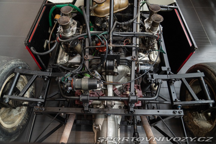 Ostatní značky Ostatní modely FORMULA ALFA BOXER 1987