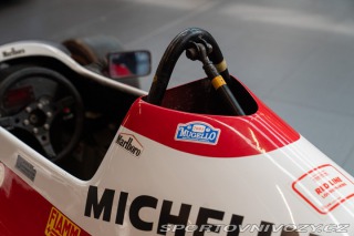 Ostatní značky Ostatní modely FORMULA ALFA BOXER 1987