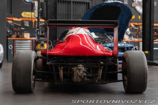 Ostatní značky Ostatní modely FORMULA ALFA BOXER 1987