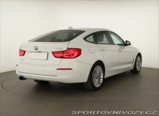 BMW 3 GT Luxury Line 330i xDriv 2016