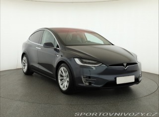 Tesla Model X 90D