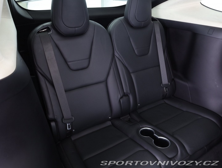Tesla Model X 90D 2016