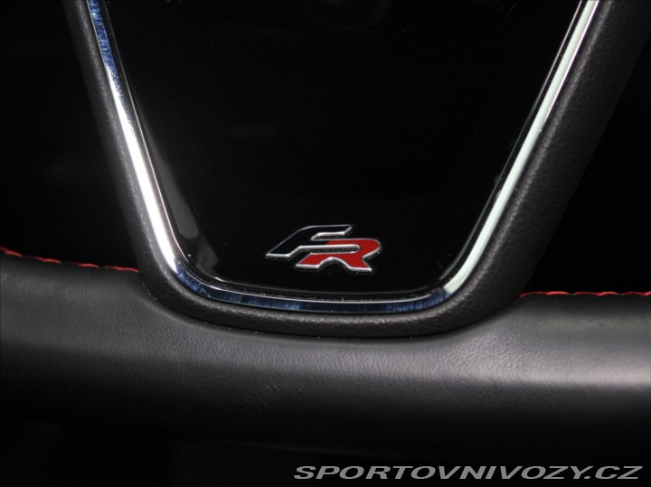 Seat Leon 1,5 TSi 96kW FR 44 400km! 2020