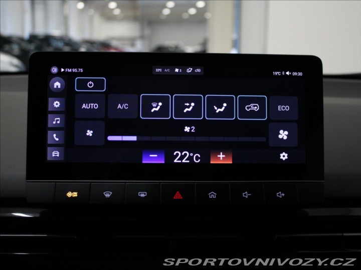 MG Ostatní modely MG4 0,1 64kWh 150kW Elegance 2024