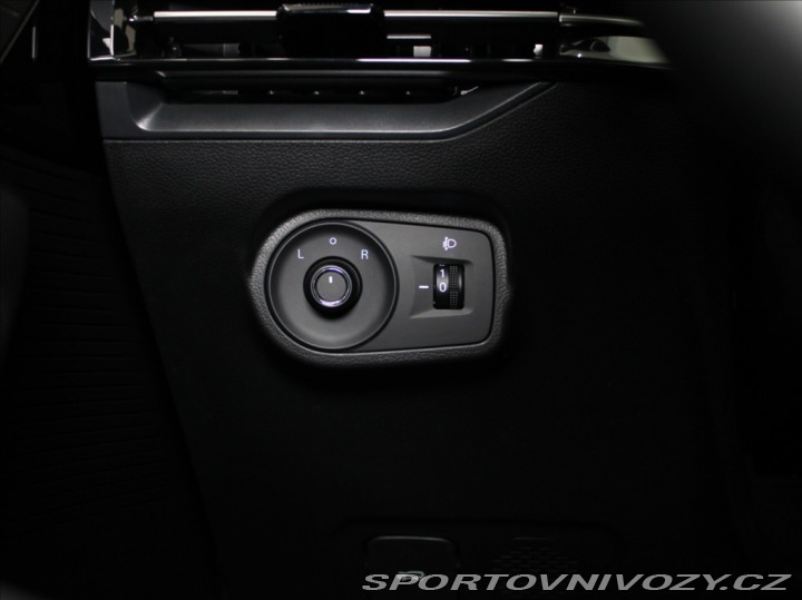 MG Ostatní modely MG4 0,1 64kWh 150kW Elegance 2024