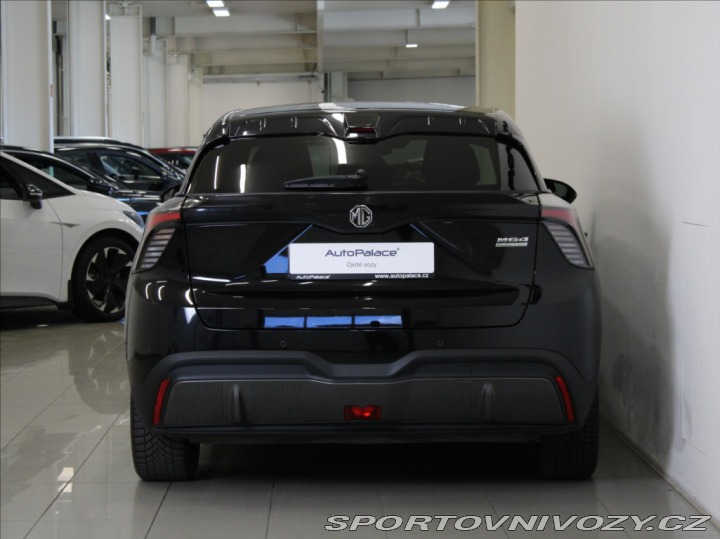 MG Ostatní modely MG4 0,1 64kWh 150kW Elegance 2024
