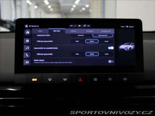 MG Ostatní modely MG4 0,1 64kWh 150kW Elegance 2024
