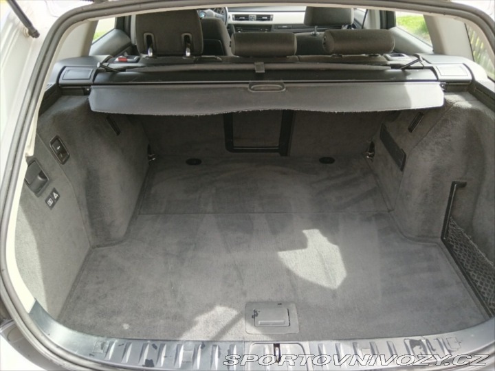 BMW 3 2,0 2l, 135 Kw 2011