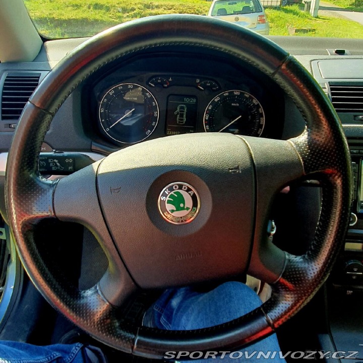 Škoda Ostatní modely Octavia Scout kombi 4x4 2 TDI 103 2009