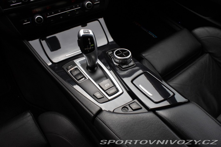 BMW 5 Touring 535d 313k A/T 2012