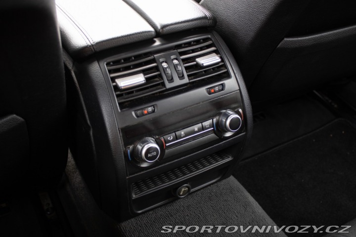 BMW 5 Touring 535d 313k A/T 2012