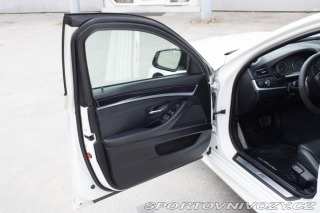 BMW 5 Touring  535d 313k A/T 2012