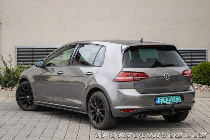Volkswagen Golf GTE plug in-hybrid /aj n 2015