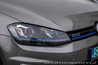 Volkswagen Golf GTE plug in-hybrid /aj n 2015